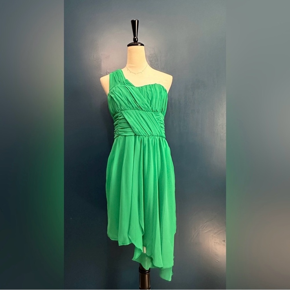 H&M Vibrant Green One-Shoulder Dress